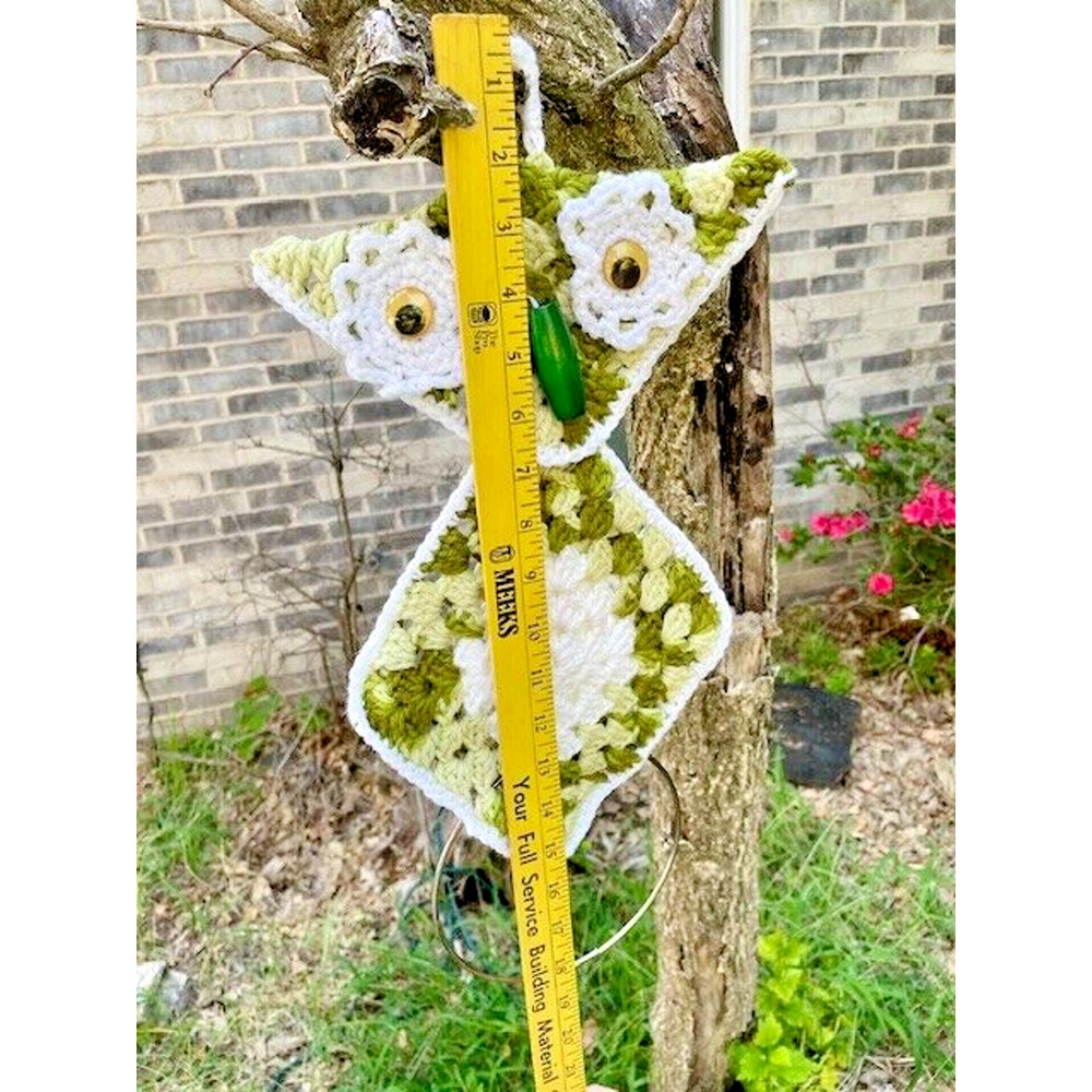 Vintage Owl Crochet Yarn Wall Hanging 18" Retro Decor - Picture 5 of 5